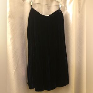 Vintage Mark Cross velvet skirt!